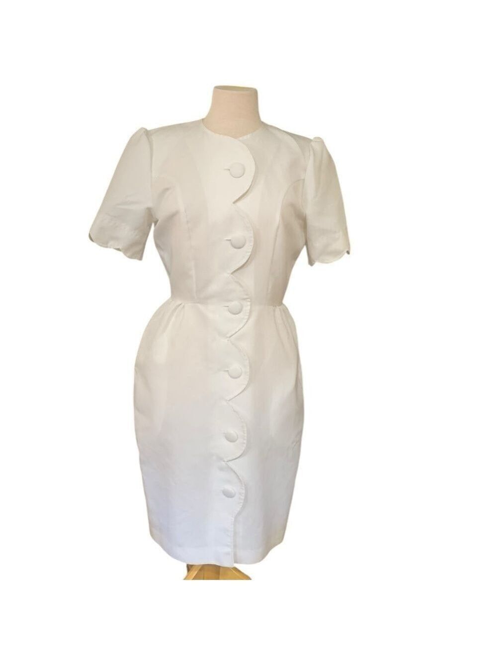Vintage 90’s Action line white scallop trim button up dress with pockets size 8